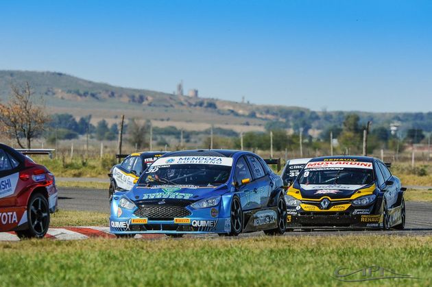 Fallando, a 5 vueltas del final, Lucas Vicino dejó la carrera -@RamRacingOk-