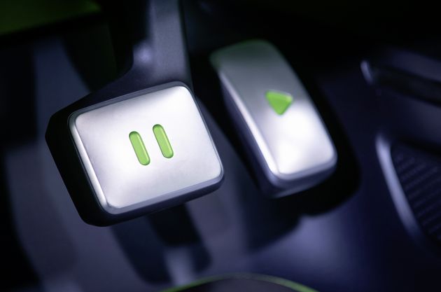 ... y hasta los pedales de comando del VW ID BUGGY eléctrico son divertidos