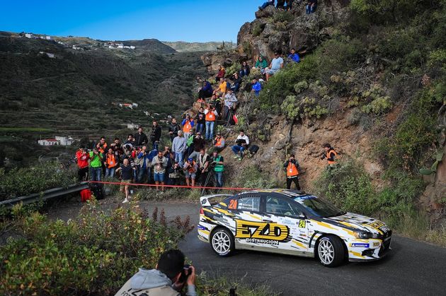 El cordobés Alonso es 3° en el primer día del Rally Islas Canarias en ERC2 fiaerc.com
