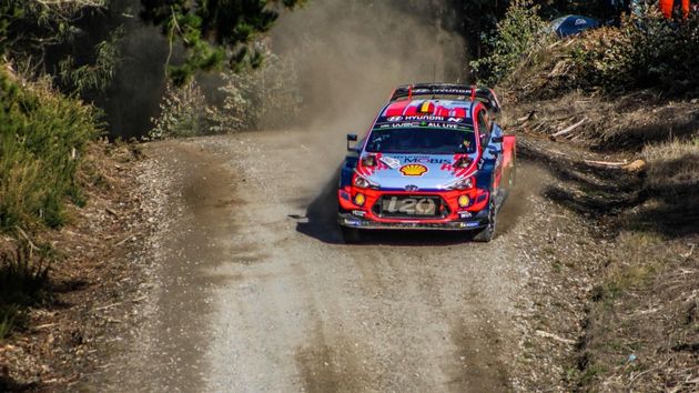 Secuencia de fotos del impresionante accidente de Thierry Neuville en Chile -wrc.com-