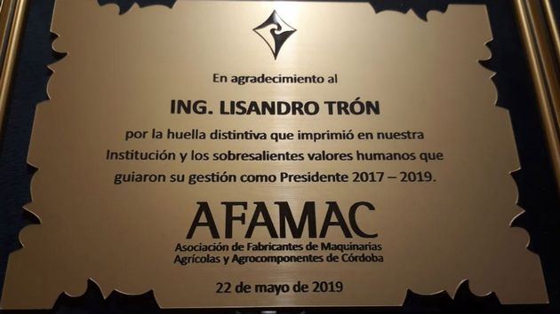 Agradecimiento al Ing. Lisandro Tron