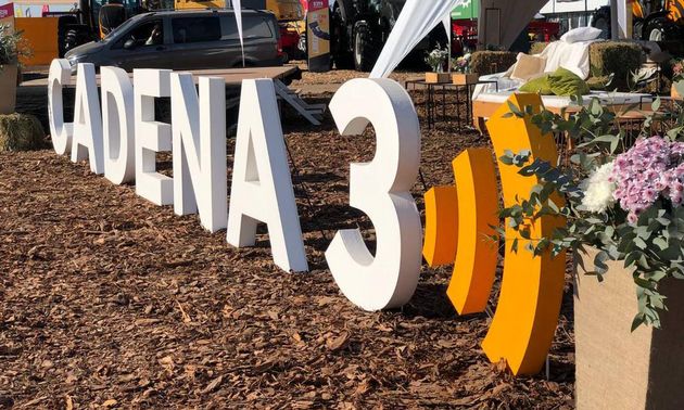 Rony Varas transmitirá "Viva La Radio", el día jueves y viernes desde la muestra.