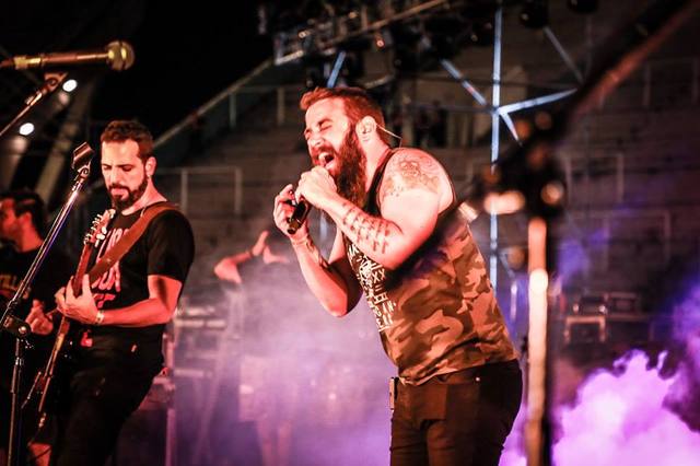 La creatividad de Las Pastillas, el plus rockero de la noche