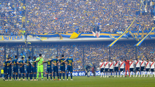 La imponente imagen del minuto de silencio