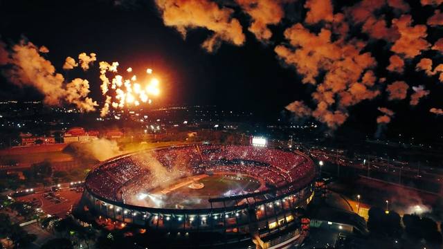 Las mejores postales de la inolvidable fiesta millonaria