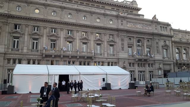 El impresionante show en la gala en el Teatro Colón