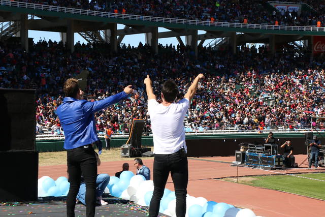 Luciano Pereyra y David Bisbal hicieron vibrar al Kempes