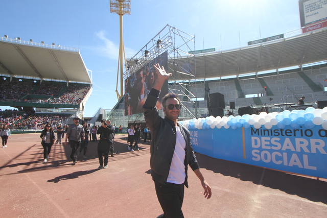Luciano Pereyra enamoró a Córdoba con su encanto