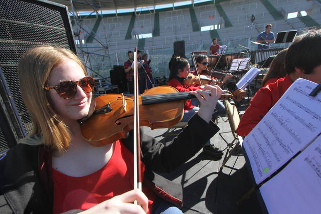 Piñón Fijo y la Orquesta de El Libertador, un show distinto