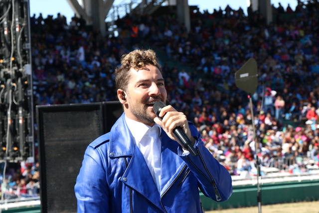 Una multitud disfrutó del show de David Bisbal.