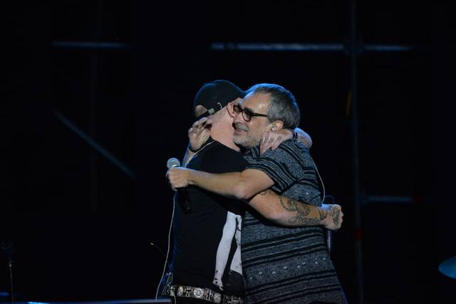 Alucinantes shows a puros hits de Los Decadentes y Chano