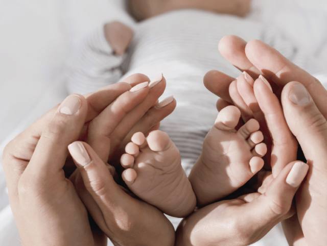 La familia: protagonista en el desarrollo del bebé prematuro