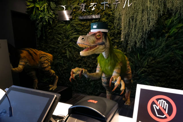 Un hotel de Japón es atendido por dinosaurios robots - Virales - Cadena 3  Argentina