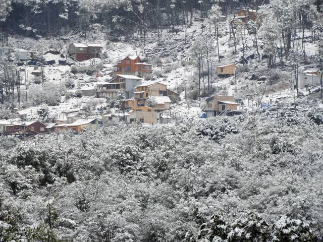 FOTO: La nieve sorprendió a Ushuaia en plena primavera