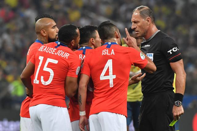 FOTO: Chile venció a Colombia por penales y avanzó a semis