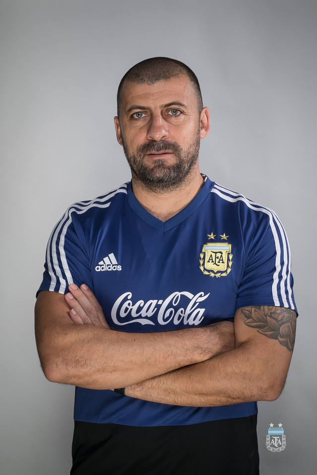 Las fotos oficiales de los 23 jugadores de la Selección