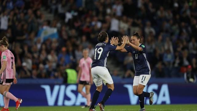 FOTO: Épico empate de Argentina: perdía 3-0, lo igualó y sueña