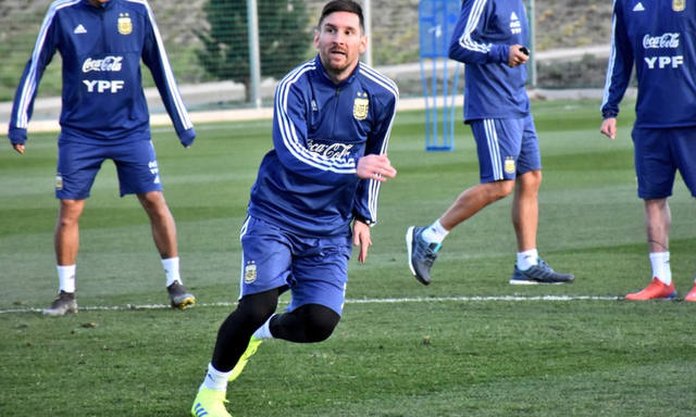 FOTO: Con Messi, Argentina tuvo su primer entrenamiento en Madrid