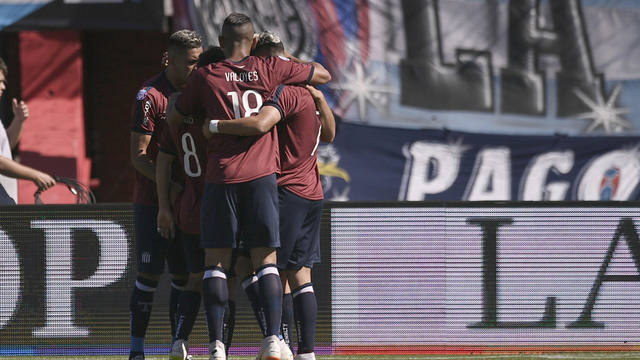 FOTO: Con un golazo de Maroni, Talleres venció a San Lorenzo