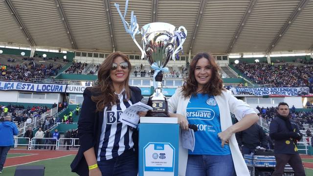 Agus y Geo, las presentadoras de lujo del clásico cordobés