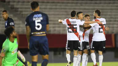 1º Gol de River (Matías Suárez)