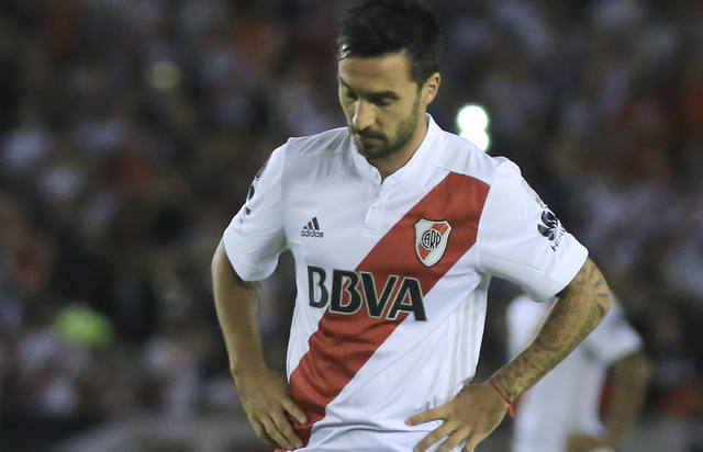 Scocco, en duda para el choque de River con Belgrano