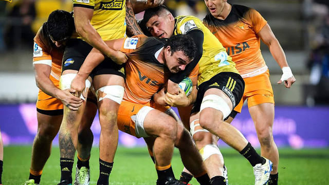 Jaguares venció a Hurricanes en Wellington por 28 a 20