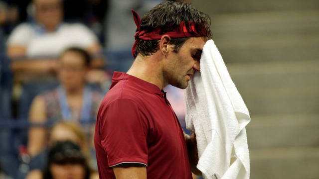 FOTO: Federer quedó eliminado en octavos del Abierto de Australia