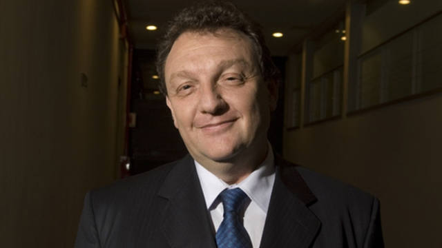 Un experto en política educativa que no rehúye la polémica