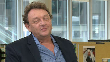 “Hoy tenemos una escuela pública solamente de pobres”