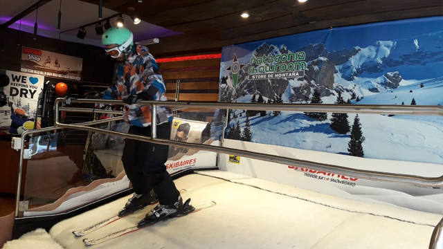 FOTO: Conocé el simulador de esquí en el centro de Bariloche