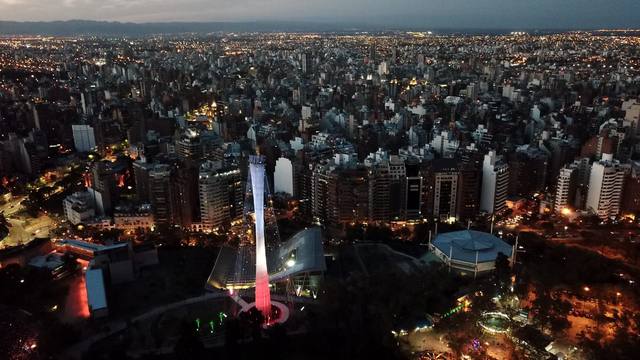 La mejor vista del Árbol Navideño de Córdoba