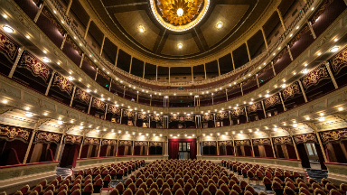 AUDIO: Un paseo a la historia del Teatro del Libertador San Martín