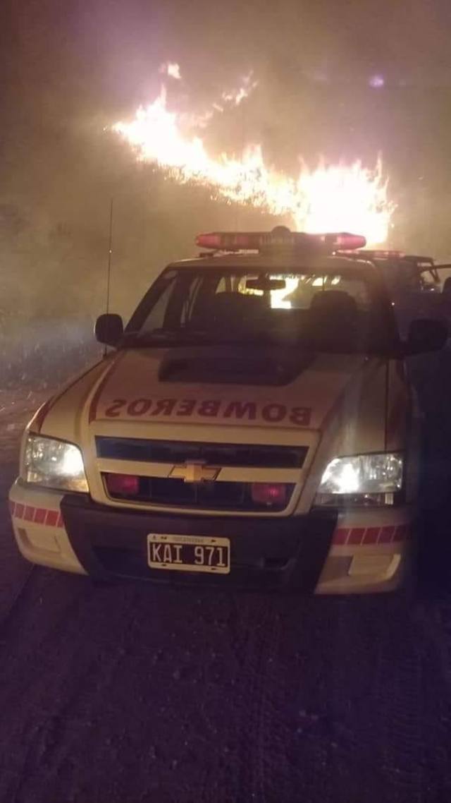 FOTO: Bomberos sofocaron todos los incendios forestales en Córdoba