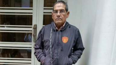 AUDIO: El vicepresidente de Sarmiento de Chaco se encadenó en AFA