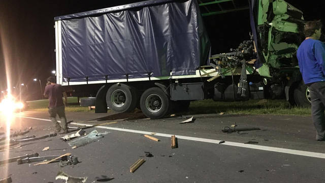 FOTO: Impactante choque entre camiones no dejó heridos de milagro