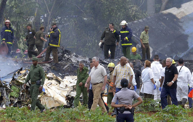FOTO: Dos argentinos murieron en el avión que se estrelló en Cuba