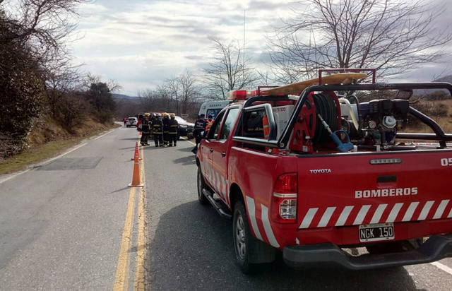 FOTO: Volcó una ambulancia en la ruta 14: hay un muerto