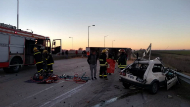 Un muerto en un accidente en la autopista Córdoba-Rosario