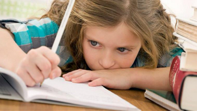 Tuvieron que escribir 50 veces