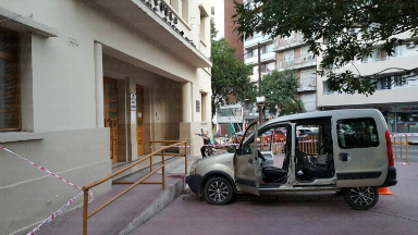 Mejora la mujer amputada en el choque en Córdoba