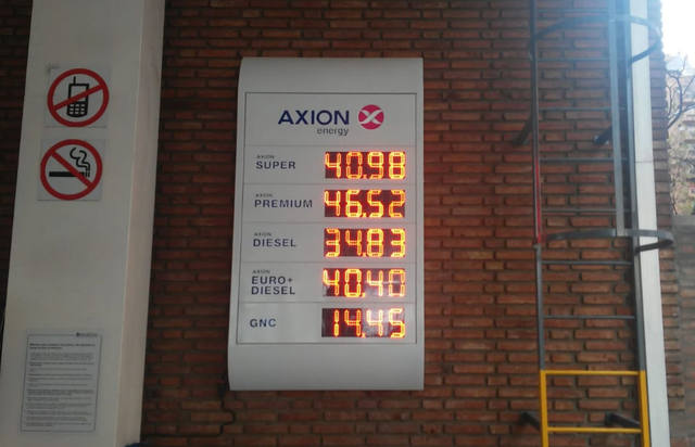 FOTO: Axion aumentó sus combustibles: la Súper se vende a $40,98
