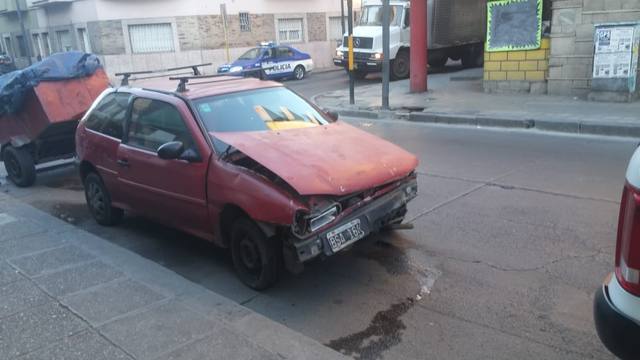 Accidente en Mariano Moreno y Deán Funes.