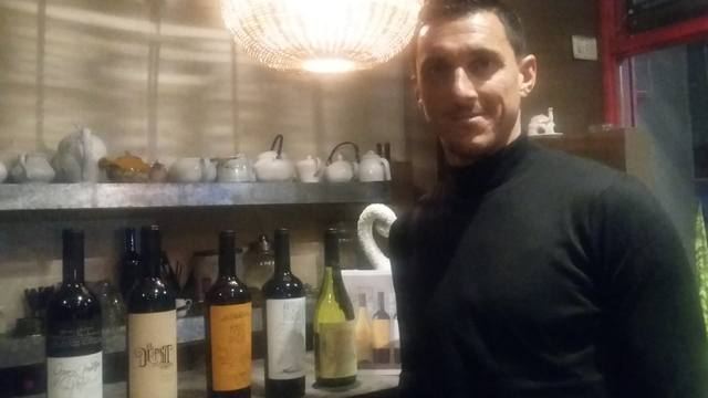 Nicolás Burdisso presentó su propia línea de vinos.