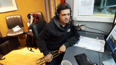 AUDIO: Ernesto Núñez deleitó con su trompeta en Cadena 3
