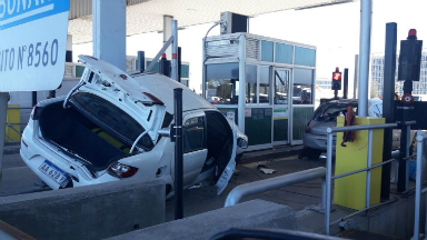 Accidente en una cabina de peaje de Córdoba.