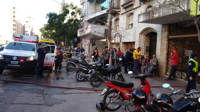 FOTO: Susto en Córdoba por un incendio en un edificio