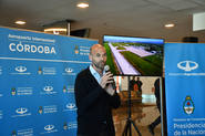 Dietrich inauguró la nueva pista del aeropuerto de Córdoba
