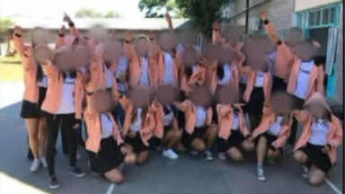 Alumnos de una escuela cordobesa realizaron un saludo nazi
