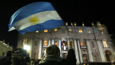 Reviví la elección de Francisco en el relato de Rony Vargas que emocionó al mundo.